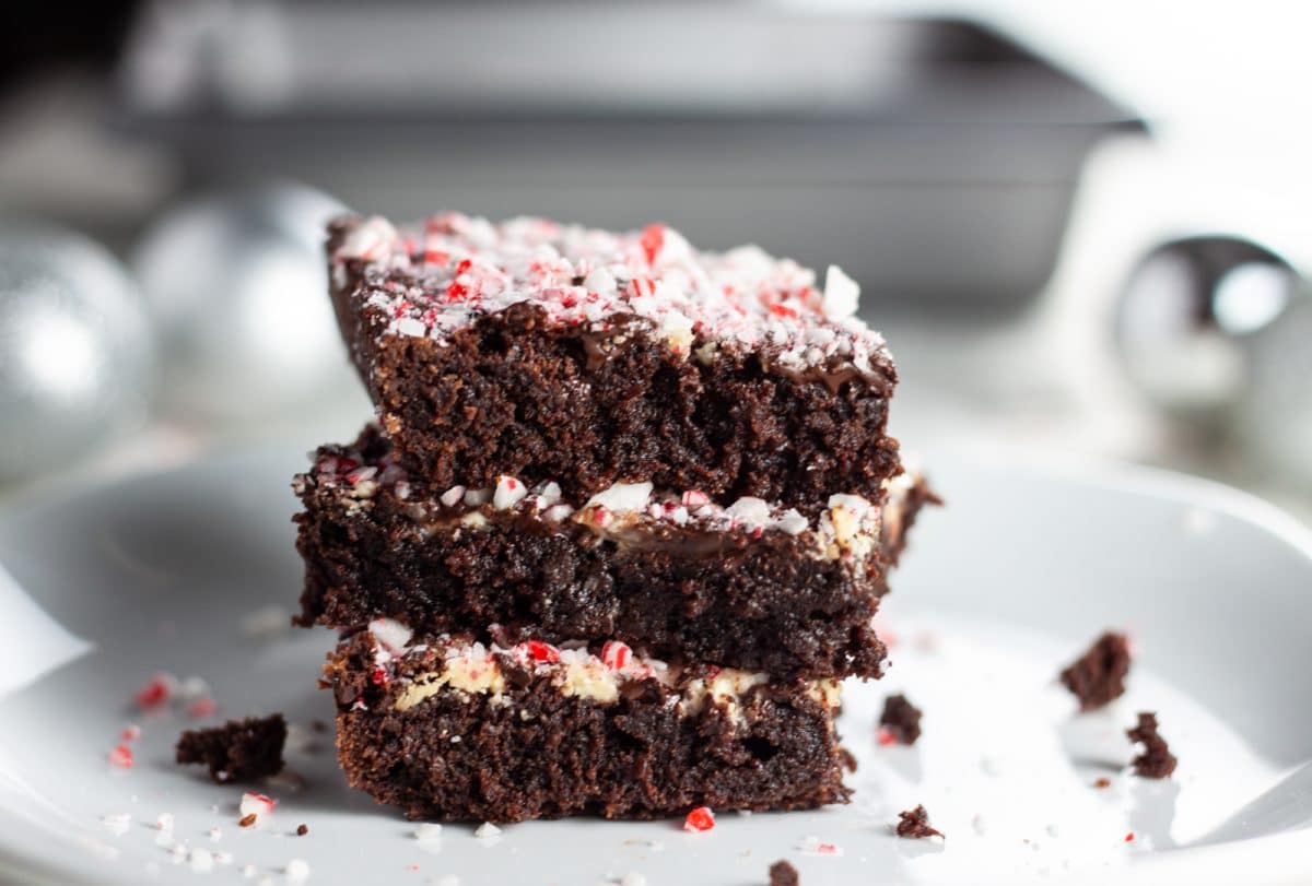 Hot cocoa peppermint bark brownies